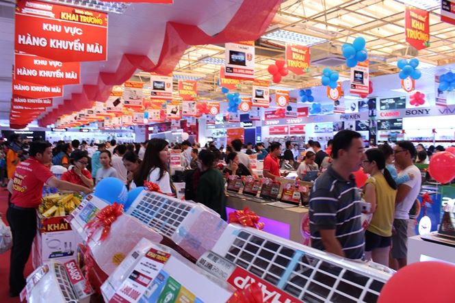 Sau truy thu 147 tỷ, Nguyễn Kim còn bị 'tố' trốn nộp bảo hiểm xã hội Sau truy thu 147 tỷ, Nguyễn Kim còn bị 'tố' trốn nộp bảo hiểm xã hội
