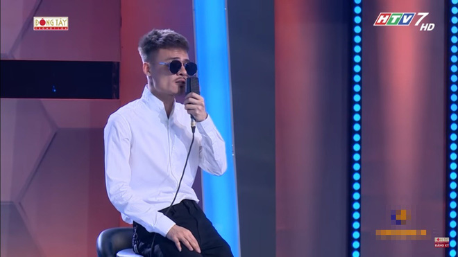 Thí sinh phát ngôn sốc: ' Việt Hương dành tất cả thời gian livestream chửi người khác còn Trấn Thành để ăn và hôn' - 1 Thí sinh phát ngôn sốc: ' Việt Hương dành tất cả thời gian livestream chửi người khác còn Trấn Thành để ăn và hôn' - 1