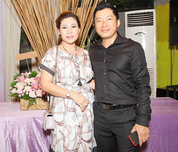 Cuộc sống kín tiếng của Kinh Quốc sau khi ly hôn vợ đầu, cưới nữ đại gia Vũng Tàu - 4 Cuộc sống kín tiếng của Kinh Quốc sau khi ly hôn vợ đầu, cưới nữ đại gia Vũng Tàu - 4