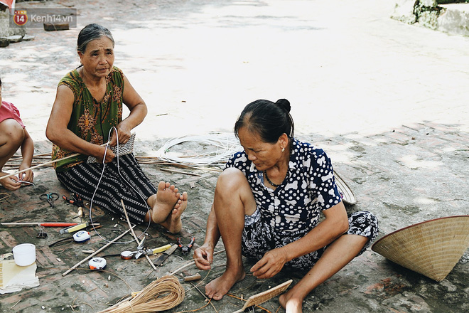 Những ngày lênh đênh ở Chương Mỹ: Trâu bò lặn ngụp, vịt trèo lên những mái nhà khi nước dâng đến tận nóc - 5 Những ngày lênh đênh ở Chương Mỹ: Trâu bò lặn ngụp, vịt trèo lên những mái nhà khi nước dâng đến tận nóc - 5