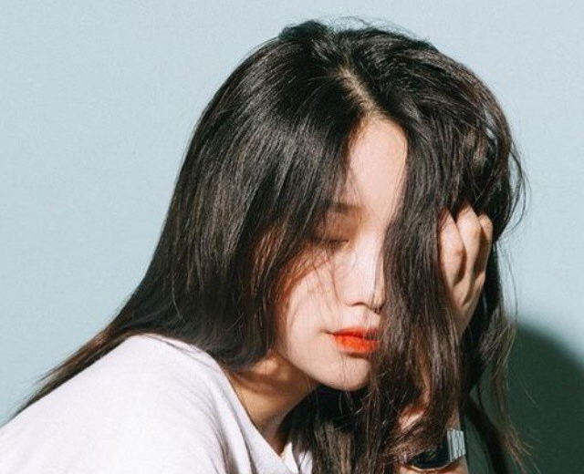 Sau khi chia tay và quyết tâm tập yêu lại từ đầu, những tưởng chuyện tình của chúng em có thể vững bền, nào ngờ đâu người ấy xuất hiện - 1 Sau khi chia tay và quyết tâm tập yêu lại từ đầu, những tưởng chuyện tình của chúng em có thể vững bền, nào ngờ đâu người ấy xuất hiện - 1