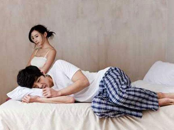 Đàn ông cũng có ngày 'đèn đỏ' Đàn ông cũng có ngày 'đèn đỏ'
