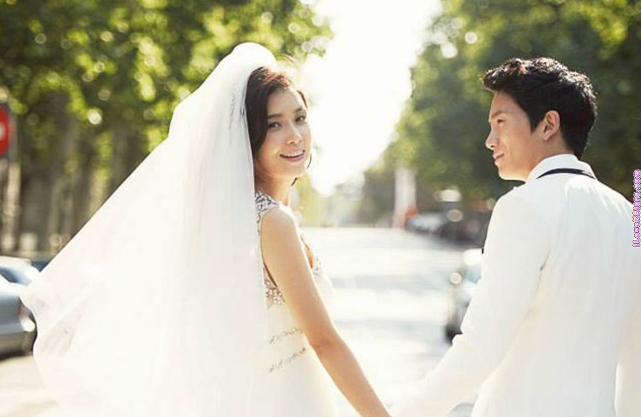 Hãy như Ji Sung: Dẹp hết sĩ diện lẫn tự ái, kiên trì đeo bám quyết lấy bằng được nàng Hoa hậu Lee Bo Young - 7 Hãy như Ji Sung: Dẹp hết sĩ diện lẫn tự ái, kiên trì đeo bám quyết lấy bằng được nàng Hoa hậu Lee Bo Young - 7