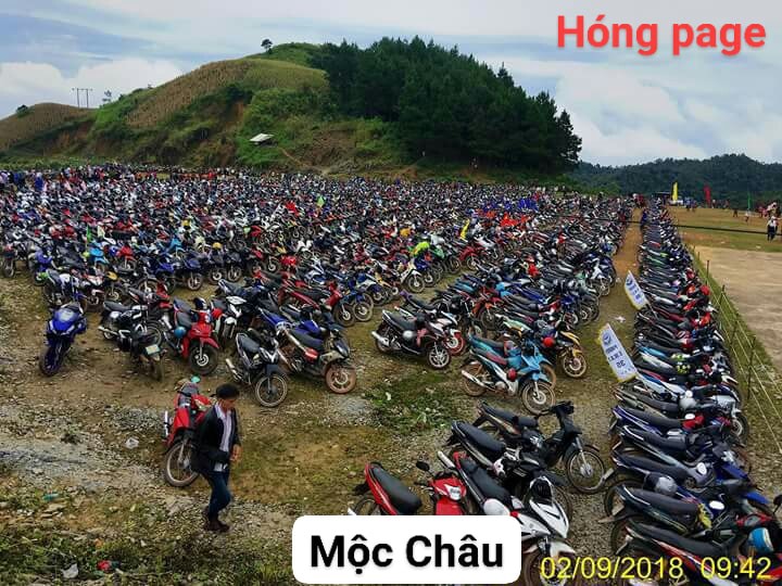 Đường lên Tam Đảo và Mộc Châu kẹt cứng ngày lễ, nhiều phượt thủ muốn quay về cũng bó tay - 1 Đường lên Tam Đảo và Mộc Châu kẹt cứng ngày lễ, nhiều phượt thủ muốn quay về cũng bó tay - 1