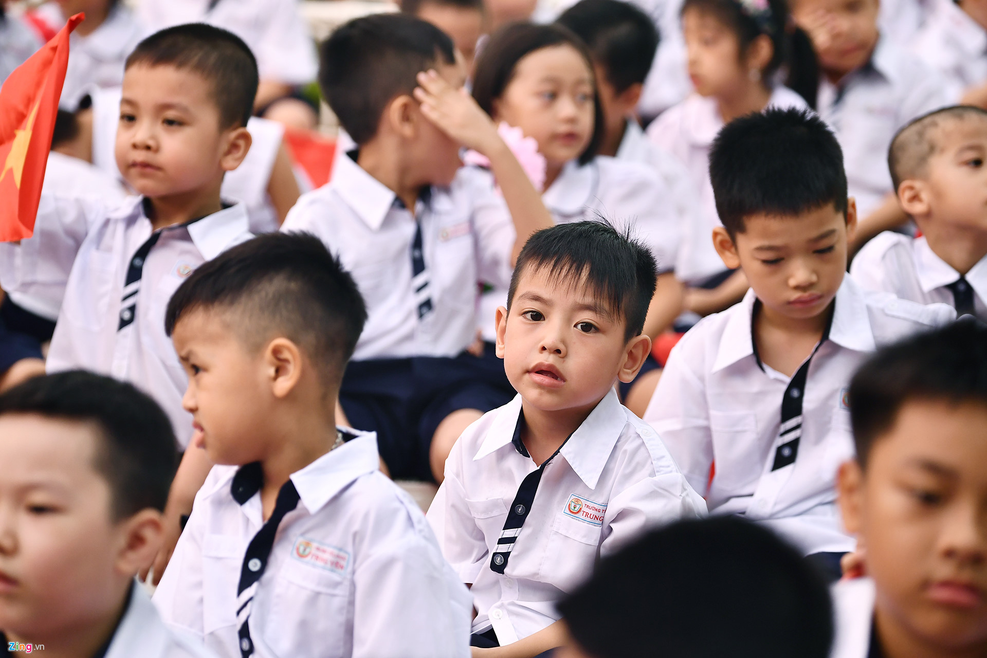 Khoảnh khắc hồn nhiên của học trò nhí ngày khai trường - 14 Khoảnh khắc hồn nhiên của học trò nhí ngày khai trường - 14