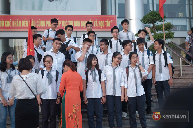 8x, 9x vào đây mà xem lễ khai giảng của 10x giờ chất và khác biệt như thế nào - 25 8x, 9x vào đây mà xem lễ khai giảng của 10x giờ chất và khác biệt như thế nào - 25