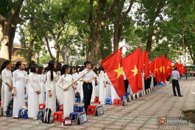 8x, 9x vào đây mà xem lễ khai giảng của 10x giờ chất và khác biệt như thế nào - 11 8x, 9x vào đây mà xem lễ khai giảng của 10x giờ chất và khác biệt như thế nào - 11