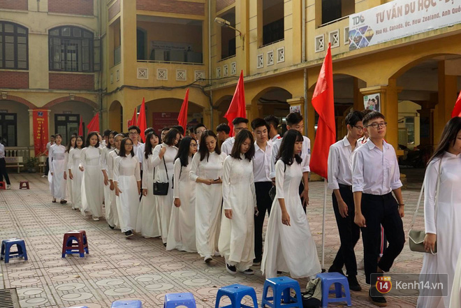 8x, 9x vào đây mà xem lễ khai giảng của 10x giờ chất và khác biệt như thế nào - 12 8x, 9x vào đây mà xem lễ khai giảng của 10x giờ chất và khác biệt như thế nào - 12
