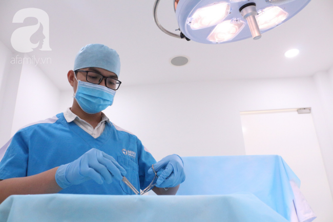 'Tự sướng' quá đà: 2 thanh niên lĩnh hậu quả ngay trước ngày cưới và bác sỹ điều trị cũng phải 'bó tay' 'Tự sướng' quá đà: 2 thanh niên lĩnh hậu quả ngay trước ngày cưới và bác sỹ điều trị cũng phải 'bó tay'