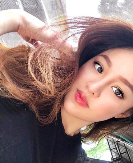Thần thái đỉnh cao của nữ giám đốc Singapore giúp cô nổi bật trong hội Rich Kid châu Á - 4 Thần thái đỉnh cao của nữ giám đốc Singapore giúp cô nổi bật trong hội Rich Kid châu Á - 4