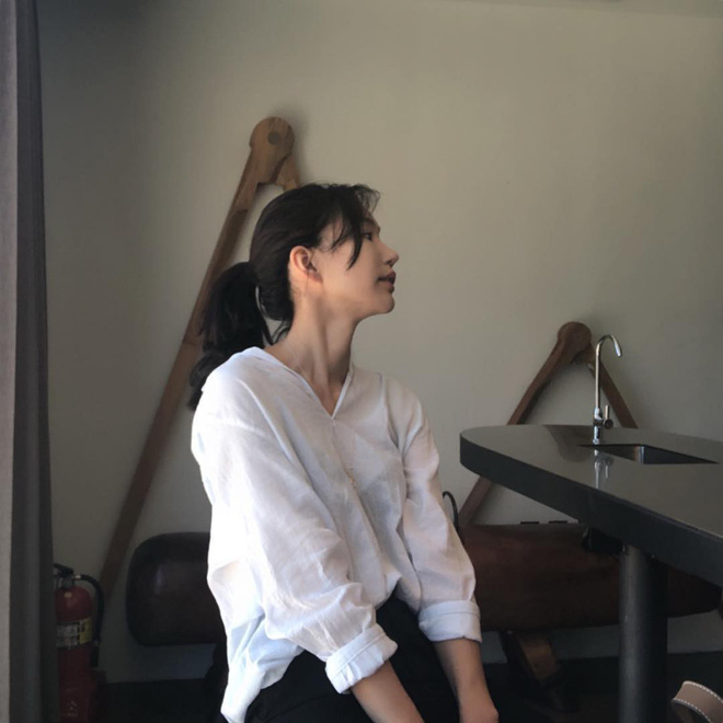 Ngày mưa nếu không muốn xõa tóc vướng víu thì đây là 4 kiểu đẹp nhất, dễ thực hiện nhất bạn có thể thử - 12 Ngày mưa nếu không muốn xõa tóc vướng víu thì đây là 4 kiểu đẹp nhất, dễ thực hiện nhất bạn có thể thử - 12