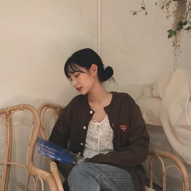 Ngày mưa nếu không muốn xõa tóc vướng víu thì đây là 4 kiểu đẹp nhất, dễ thực hiện nhất bạn có thể thử - 8 Ngày mưa nếu không muốn xõa tóc vướng víu thì đây là 4 kiểu đẹp nhất, dễ thực hiện nhất bạn có thể thử - 8