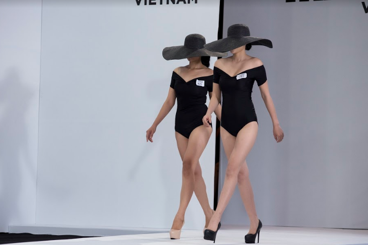 The Face Vietnam: Những nhận xét 'khó đỡ' của Võ Hoàng Yến trong phần thi catwalk The Face Vietnam: Những nhận xét 'khó đỡ' của Võ Hoàng Yến trong phần thi catwalk