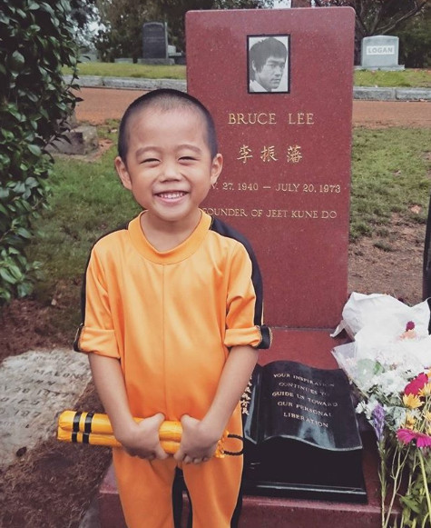 Lý Tiểu Long nhí: 5 tuổi có cơ bụng 6 múi, tập võ theo chế độ hà khắc - 9 Lý Tiểu Long nhí: 5 tuổi có cơ bụng 6 múi, tập võ theo chế độ hà khắc - 9