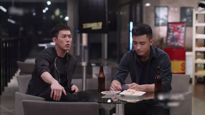 Hậu Duệ Mặt Trời tập 15-16: Vừa được cứu mạng, Khả Ngân lại tiếp tục từ chối tình cảm của Song Luân lần nữa - 8 Hậu Duệ Mặt Trời tập 15-16: Vừa được cứu mạng, Khả Ngân lại tiếp tục từ chối tình cảm của Song Luân lần nữa - 8