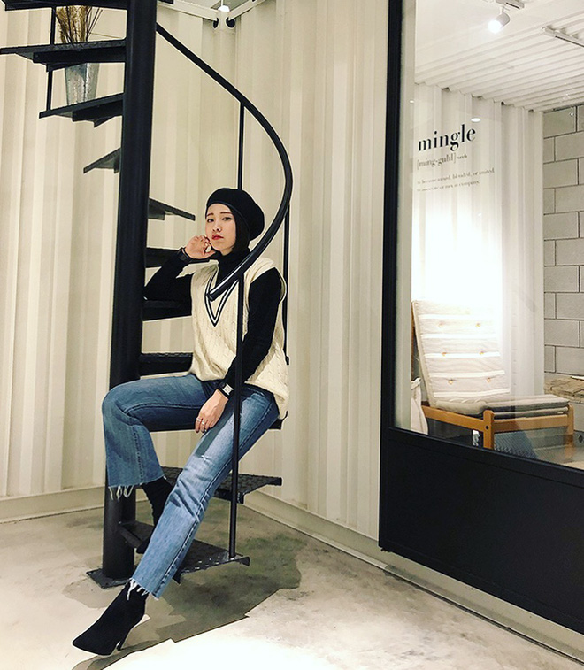 Sắm đủ 5 mẫu áo len này, các nàng sẽ chẳng còn lo mặc gì vừa xinh vừa ấm trong mùa đông năm nay - 18 Sắm đủ 5 mẫu áo len này, các nàng sẽ chẳng còn lo mặc gì vừa xinh vừa ấm trong mùa đông năm nay - 18