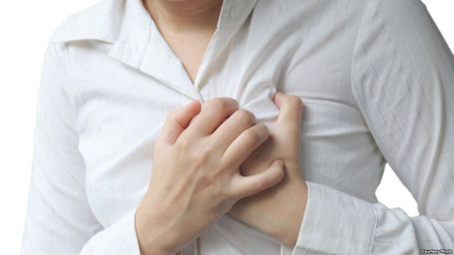 Ngực và nhũ hoa bị đau là do những nguyên nhân này, nhưng nhiều chị em không thấy phiền khi gặp nguyên nhân thứ 5 - 1 Ngực và nhũ hoa bị đau là do những nguyên nhân này, nhưng nhiều chị em không thấy phiền khi gặp nguyên nhân thứ 5 - 1