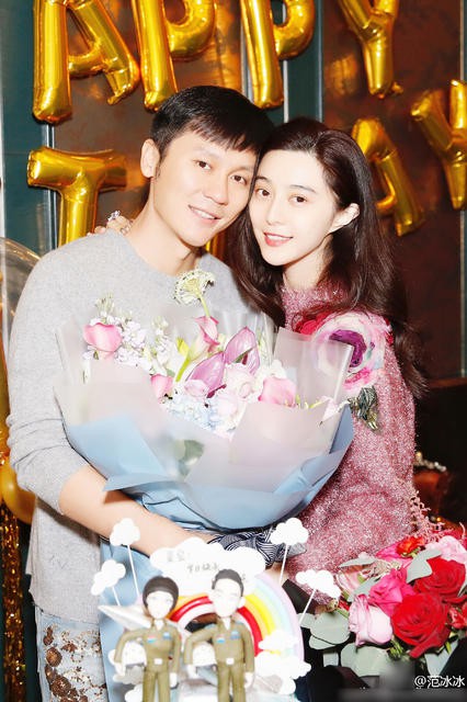 Phạm Băng Băng quyết định dời đám cưới với Lý Thần vào tháng 2 năm sau, sau đó rút lui hoàn toàn khỏi showbiz? - 2 Phạm Băng Băng quyết định dời đám cưới với Lý Thần vào tháng 2 năm sau, sau đó rút lui hoàn toàn khỏi showbiz? - 2