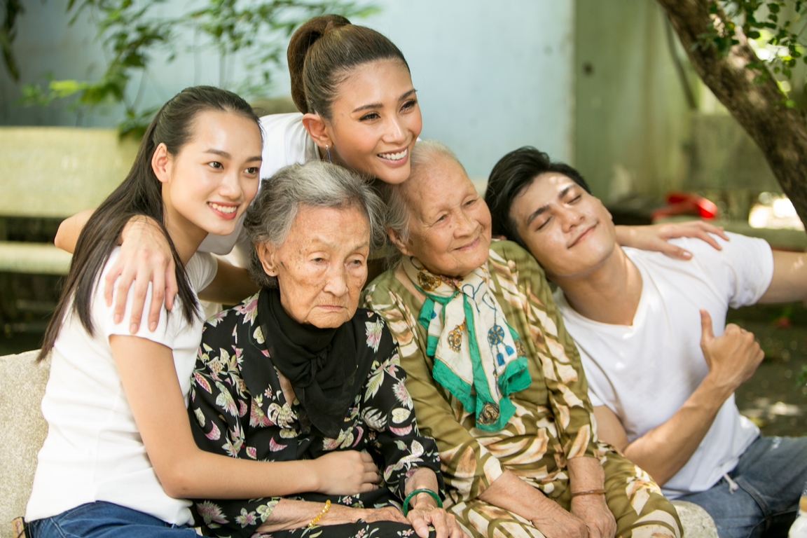 The Face tập 5: Dùng chiêu cũ, Thanh Hằng nhận kết đắng từ Võ Hoàng Yến, Minh Hằng tức giận bỏ quay hình - 1 The Face tập 5: Dùng chiêu cũ, Thanh Hằng nhận kết đắng từ Võ Hoàng Yến, Minh Hằng tức giận bỏ quay hình - 1