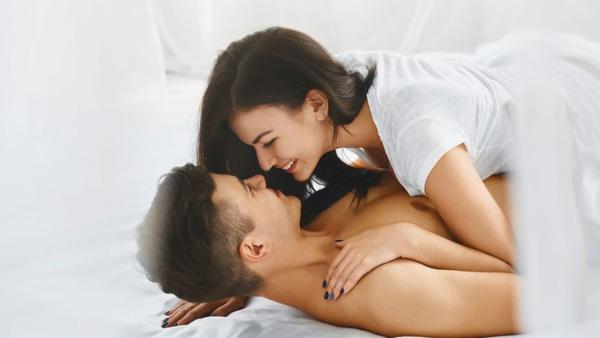 Có nên sử dụng dầu ô liu làm chất bôi trơn 'chuyện ấy'? - 1 Có nên sử dụng dầu ô liu làm chất bôi trơn 'chuyện ấy'? - 1