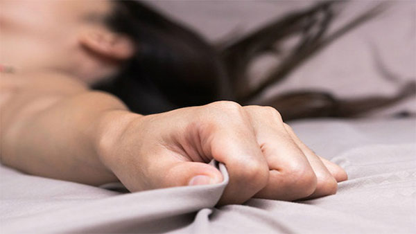 Vờ lên đỉnh dù ở 'lưng chừng núi' - 2 Vờ lên đỉnh dù ở 'lưng chừng núi' - 2