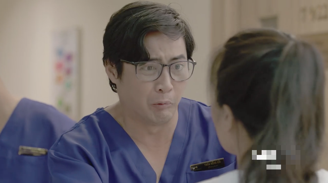 'Hậu duệ mặt trời' bản Việt: Cặp đôi 'quá lứa' khiến khán giả cười ngất dù chỉ xuất hiện vài phút mỗi tập - 1 'Hậu duệ mặt trời' bản Việt: Cặp đôi 'quá lứa' khiến khán giả cười ngất dù chỉ xuất hiện vài phút mỗi tập - 1