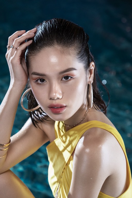Học trò Minh Hằng - Thanh Hằng - Võ Hoàng Yến đốt mắt với bộ ảnh bikini đầy 'ướt át' - 11 Học trò Minh Hằng - Thanh Hằng - Võ Hoàng Yến đốt mắt với bộ ảnh bikini đầy 'ướt át' - 11