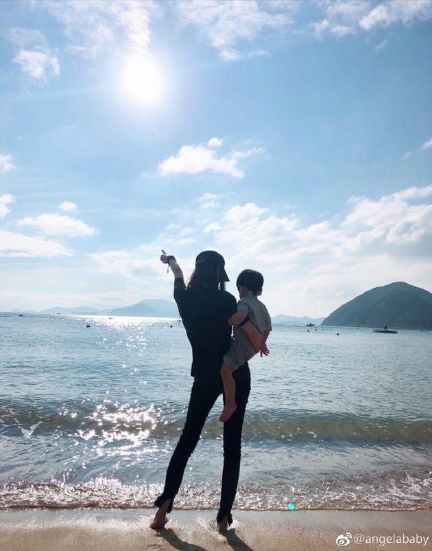 Hành động đáp trả của Angelababy giữa tin đồn mất quyền nuôi con về tay Huỳnh Hiểu Minh Hành động đáp trả của Angelababy giữa tin đồn mất quyền nuôi con về tay Huỳnh Hiểu Minh