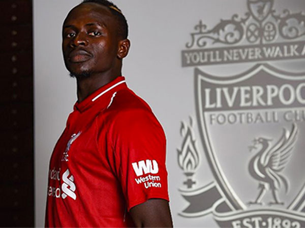 Liverpool tăng lương gấp đôi, 'trói chân' Sadio Mane Liverpool tăng lương gấp đôi, 'trói chân' Sadio Mane