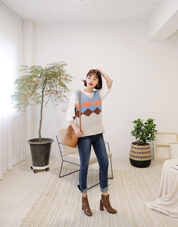 Giấu dáng 'giỏi' nhất nhì chính là áo len gile và để diện đẹp item này, bạn sẽ cần 3 công thức sau - 11 Giấu dáng 'giỏi' nhất nhì chính là áo len gile và để diện đẹp item này, bạn sẽ cần 3 công thức sau - 11