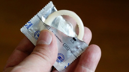 Thử nghiệm gel bôi cho nam giới để tránh thai Thử nghiệm gel bôi cho nam giới để tránh thai