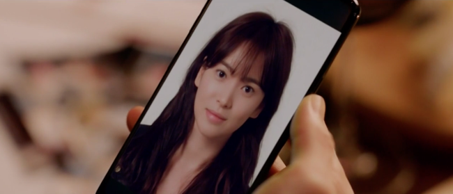 Song Hye Kyo lại khiến khán giả xuýt xoa với tạo hình tuổi đôi mươi - 5 Song Hye Kyo lại khiến khán giả xuýt xoa với tạo hình tuổi đôi mươi - 5