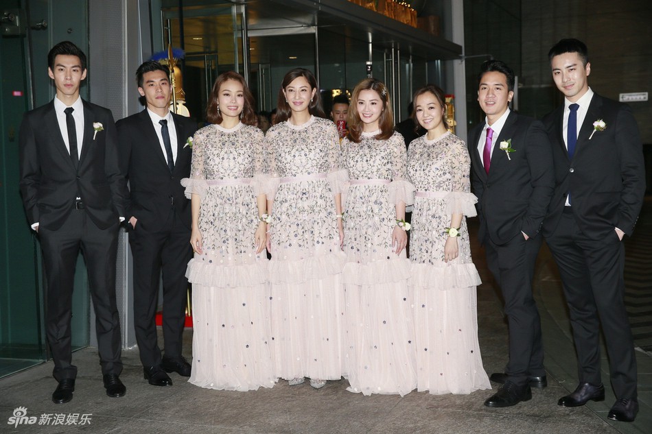 Đám cưới hoành tráng của Chung Hân Đồng: Ông trùm showbiz Hong Kong, con gái tài phiệt Macau cùng dàn sao hạng A tề tựu đông đủ - 6 Đám cưới hoành tráng của Chung Hân Đồng: Ông trùm showbiz Hong Kong, con gái tài phiệt Macau cùng dàn sao hạng A tề tựu đông đủ - 6