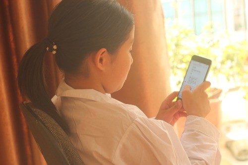 Đắng lòng nữ thanh niên bị rao bán trên mạng khi trót dạy mẹ dùng facebook Đắng lòng nữ thanh niên bị rao bán trên mạng khi trót dạy mẹ dùng facebook