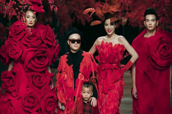 Lê Thúy giải nghệ ngay sau khi show của Đỗ Mạnh Cường kết thúc, ai biết được nguyên do đều cảm thấy vui cho cô - 6 Lê Thúy giải nghệ ngay sau khi show của Đỗ Mạnh Cường kết thúc, ai biết được nguyên do đều cảm thấy vui cho cô - 6