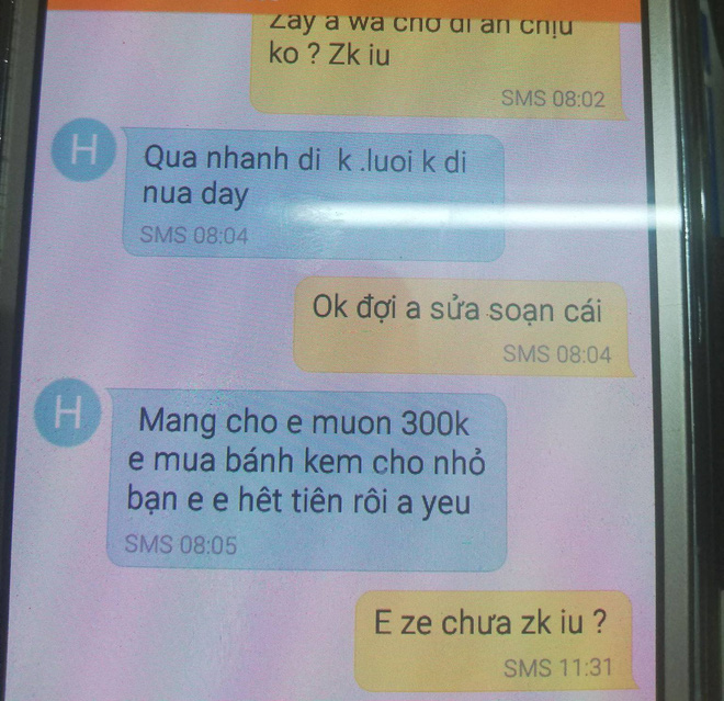 Cô gái bị tố 'đào mỏ' người yêu suốt 2 năm rồi lén về quê... cưới chồng gây xôn xao - 1 Cô gái bị tố 'đào mỏ' người yêu suốt 2 năm rồi lén về quê... cưới chồng gây xôn xao - 1