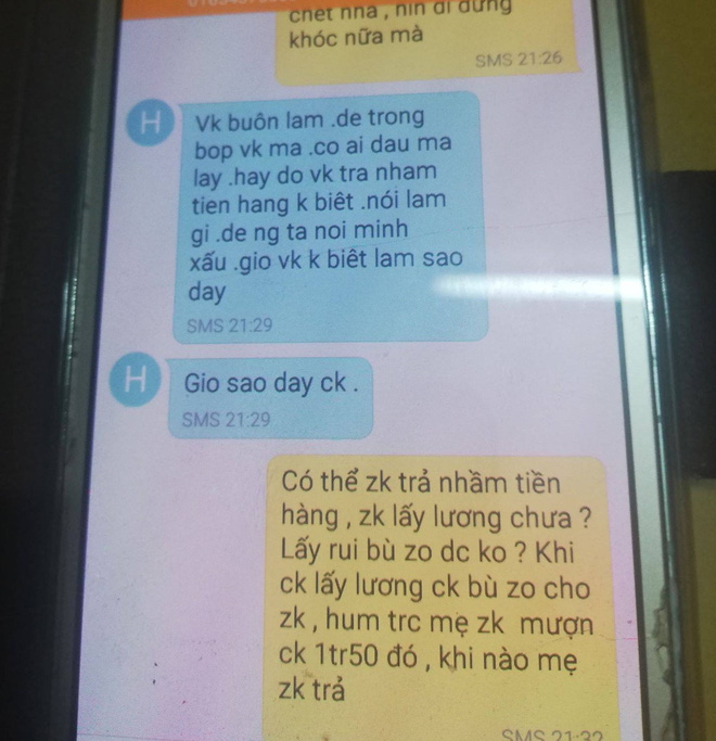 Cô gái bị tố 'đào mỏ' người yêu suốt 2 năm rồi lén về quê... cưới chồng gây xôn xao - 4 Cô gái bị tố 'đào mỏ' người yêu suốt 2 năm rồi lén về quê... cưới chồng gây xôn xao - 4
