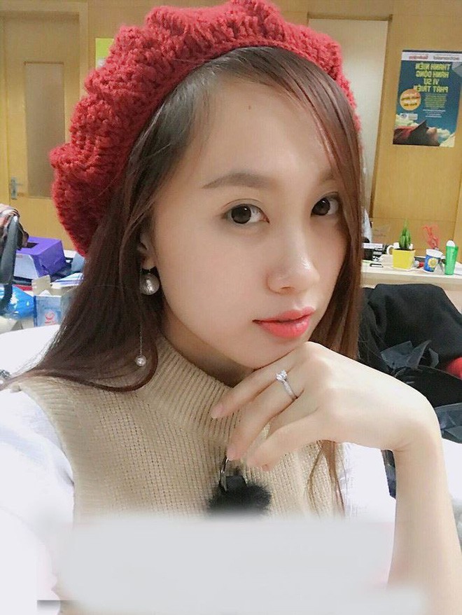 NSND Trung Hiếu đưa bà xã kém 19 tuổi đi thử váy cưới trước ngày trọng đại - 2 NSND Trung Hiếu đưa bà xã kém 19 tuổi đi thử váy cưới trước ngày trọng đại - 2