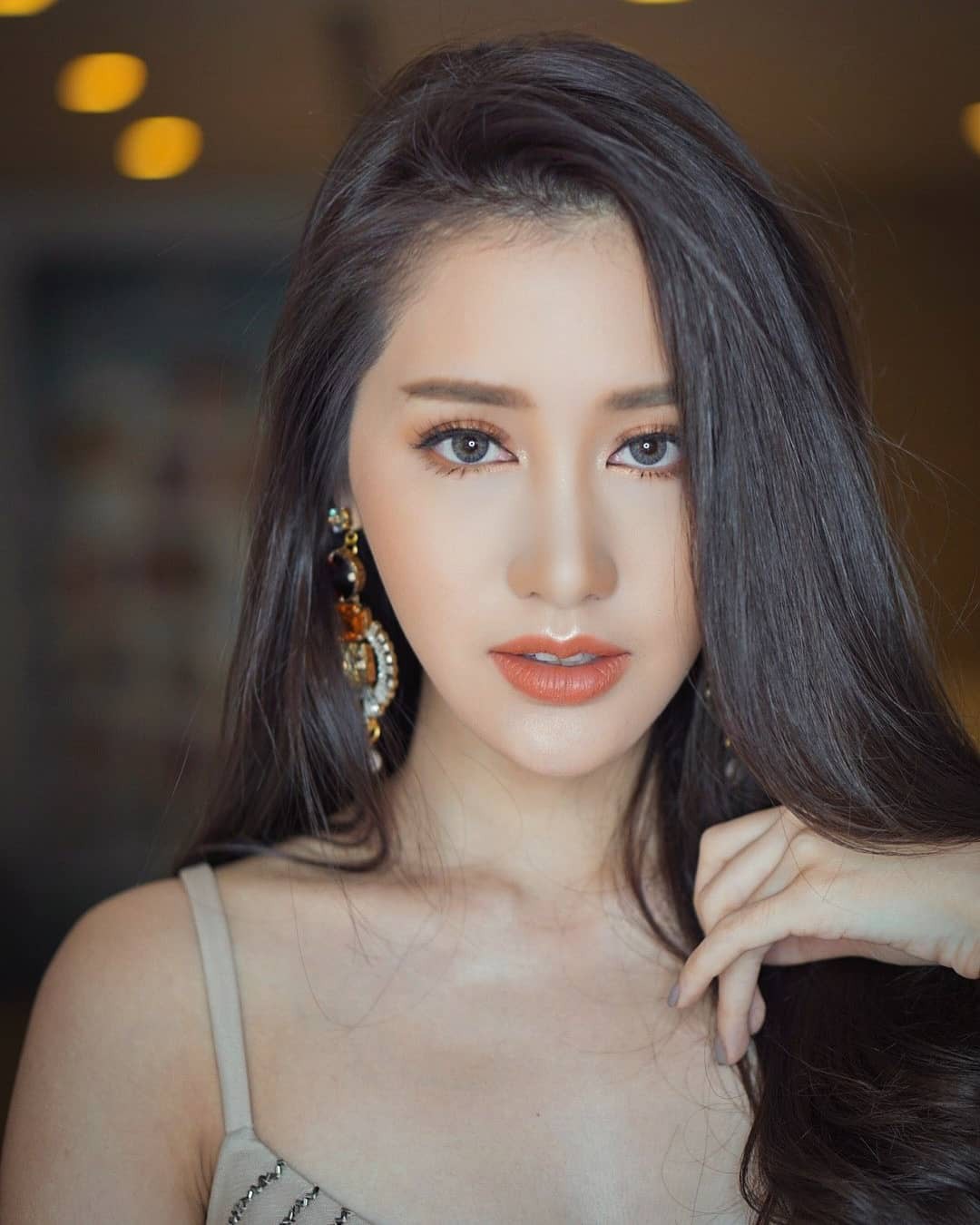 Sao nữ Thái vướng bê bối rúng động: Minh tinh cướp chồng, cưới bố bạn thân, ngọc nữ gây sốc vì dùng ma túy - 31 Sao nữ Thái vướng bê bối rúng động: Minh tinh cướp chồng, cưới bố bạn thân, ngọc nữ gây sốc vì dùng ma túy - 31