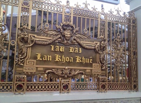 Đám cưới tại lâu đài trăm tỷ, rước dâu bằng Rolls-Royce và máy bay: Nam Định xứng đáng đứng đầu về độ 'chịu chơi' tổ chức đám cưới - 12 Đám cưới tại lâu đài trăm tỷ, rước dâu bằng Rolls-Royce và máy bay: Nam Định xứng đáng đứng đầu về độ 'chịu chơi' tổ chức đám cưới - 12