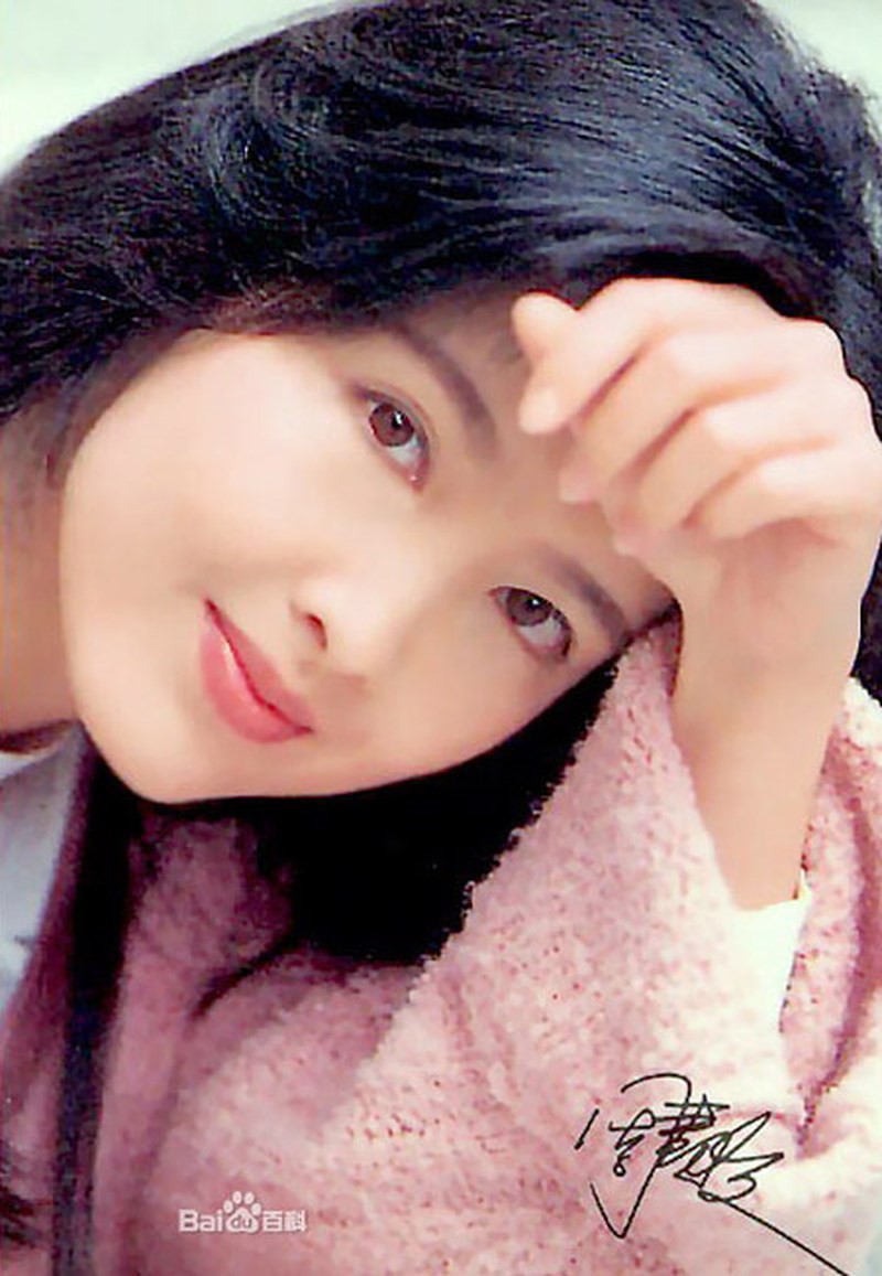 Châu Huệ Mẫn: Nàng ngọc nữ lụy tình chấp nhận không sinh con để bảo vệ vóc dáng hòng giữ chân bạn trai dù nhiều lần bị phản bội