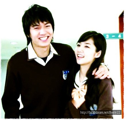 Lee Min Ho và Park Min Young: Tình đẹp tan vỡ gây tiếc nuối, chàng đến với người mới, nàng thì sợ yêu, U40 vẫn lẻ bóng đi về - 2 Lee Min Ho và Park Min Young: Tình đẹp tan vỡ gây tiếc nuối, chàng đến với người mới, nàng thì sợ yêu, U40 vẫn lẻ bóng đi về - 2