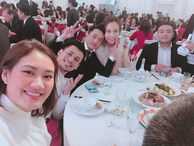 Hé lộ hình ảnh hiếm hoi ngày nhỏ của Cường Đô la và vợ Đàm Thu Trang - 10 Hé lộ hình ảnh hiếm hoi ngày nhỏ của Cường Đô la và vợ Đàm Thu Trang - 10