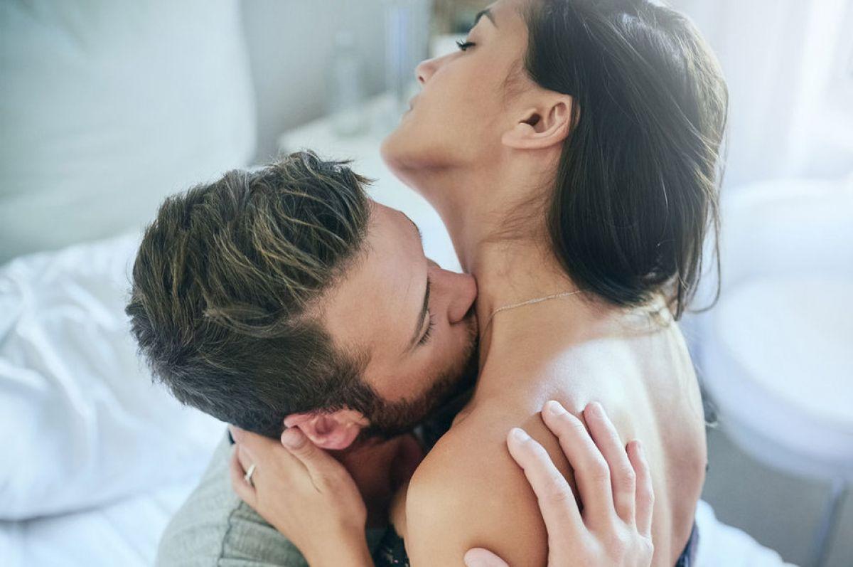 Giải mã nguyên nhân vì sao phụ nữ có thể bật khóc sau khi quan hệ Giải mã nguyên nhân vì sao phụ nữ có thể bật khóc sau khi quan hệ