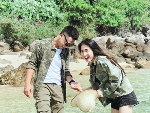 Hòa Minzy khiến fan ghen tị khi đăng ảnh xinh đẹp khẳng định chủ quyền với bạn trai thiếu gia - 6 Hòa Minzy khiến fan ghen tị khi đăng ảnh xinh đẹp khẳng định chủ quyền với bạn trai thiếu gia - 6