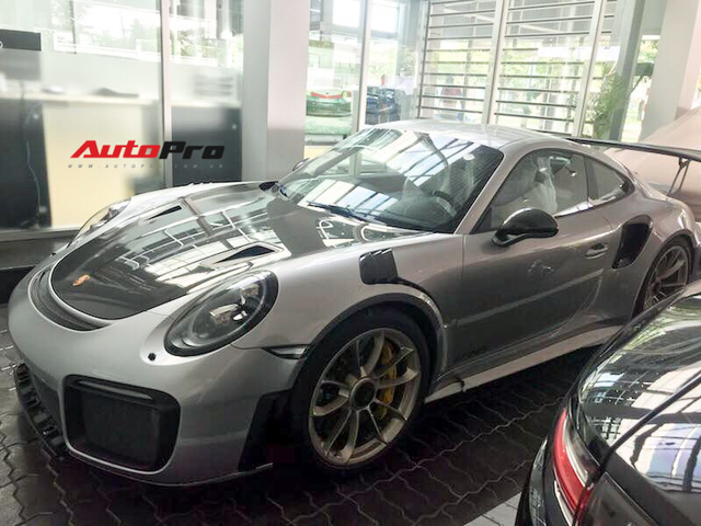 Rộ tin chủ tịch cafe Trung Nguyên tậu bộ đôi Mercedes-AMG G63 Edition 1, chuẩn bị hành trình siêu xe 2019 - 1 Rộ tin chủ tịch cafe Trung Nguyên tậu bộ đôi Mercedes-AMG G63 Edition 1, chuẩn bị hành trình siêu xe 2019 - 1