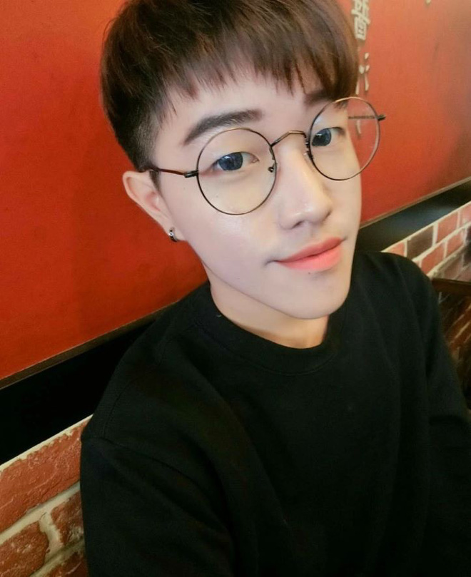 Chỉ một câu nói đầy phũ phàng của hoa khôi lớp đã khiến 'hoàng tử cóc' lột xác thành hot boy - 11 Chỉ một câu nói đầy phũ phàng của hoa khôi lớp đã khiến 'hoàng tử cóc' lột xác thành hot boy - 11