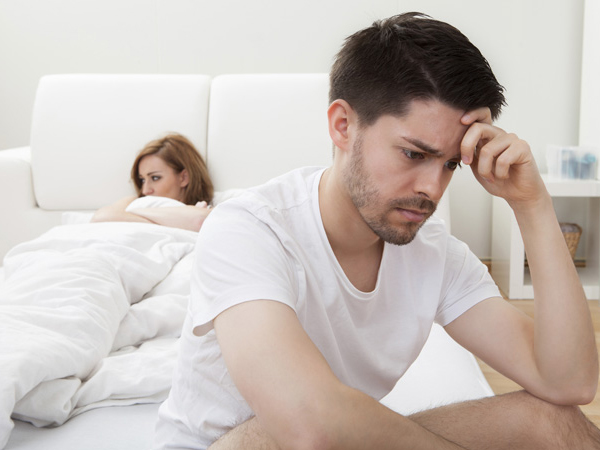 Tự nhiên bị yếu sinh lý dù trước đó rất “khỏe”, nguyên nhân do đâu? - 1 Tự nhiên bị yếu sinh lý dù trước đó rất “khỏe”, nguyên nhân do đâu? - 1