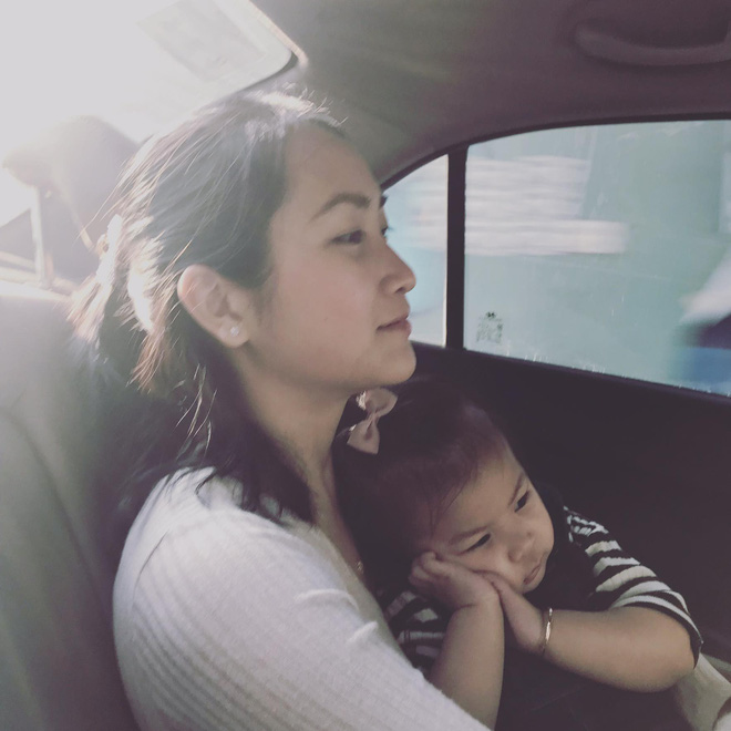 Cuộc sống không như mơ của bà xã sao Việt nơi trời Tây: xa chồng thường xuyên, vừa làm việc vừa chăm sóc con nhỏ - 5 Cuộc sống không như mơ của bà xã sao Việt nơi trời Tây: xa chồng thường xuyên, vừa làm việc vừa chăm sóc con nhỏ - 5
