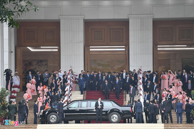 Thủ tướng Nguyễn Xuân Phúc hội kiến Tổng thống Trump - 2 Thủ tướng Nguyễn Xuân Phúc hội kiến Tổng thống Trump - 2